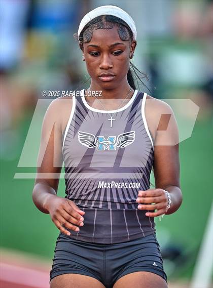 Thumbnail 2 in CCISD Ruben C Jordan Relays (100M) photogallery.