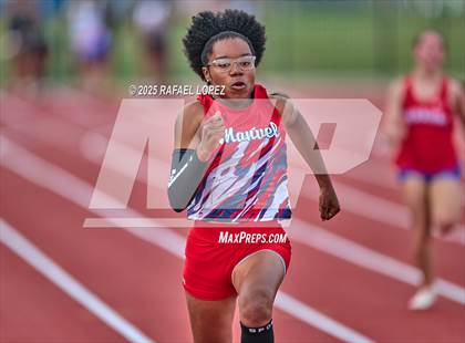 Thumbnail 1 in CCISD Ruben C Jordan Relays (100M) photogallery.