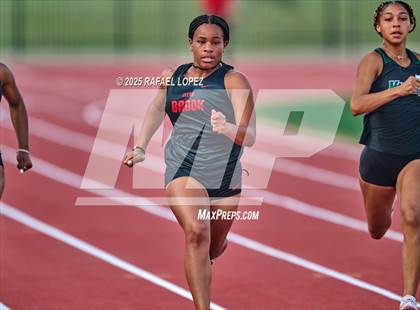 Thumbnail 1 in CCISD Ruben C Jordan Relays (100M) photogallery.