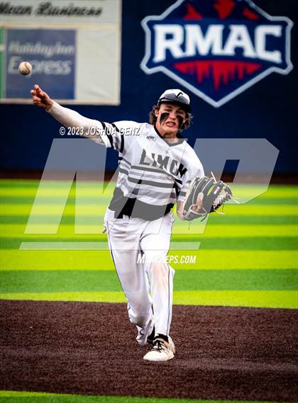 Thumbnail 2 in Denver Christian vs. Limon (CHSAA 2A Final) photogallery.