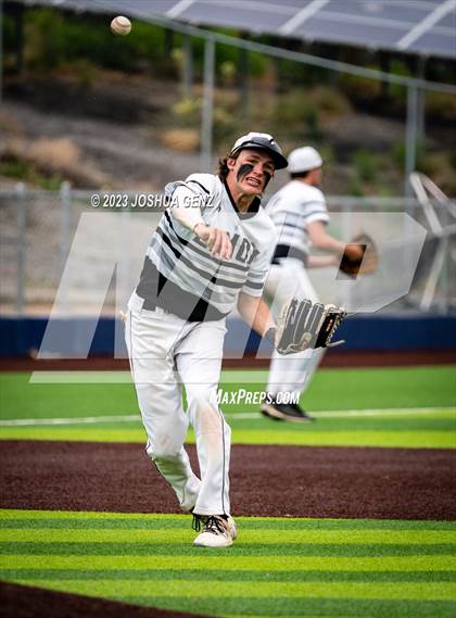 Thumbnail 3 in Denver Christian vs. Limon (CHSAA 2A Final) photogallery.