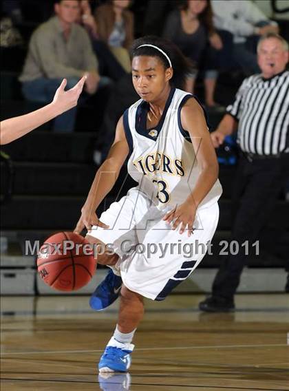 Thumbnail 3 in Vacaville vs. Inderkum (Ram Jam) photogallery.