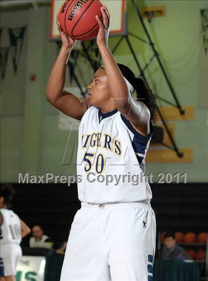 Thumbnail 2 in Vacaville vs. Inderkum (Ram Jam) photogallery.