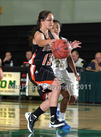 Thumbnail 2 in Vacaville vs. Inderkum (Ram Jam) photogallery.