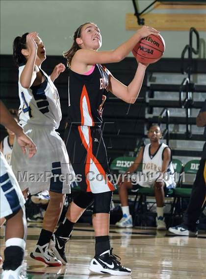 Thumbnail 3 in Vacaville vs. Inderkum (Ram Jam) photogallery.