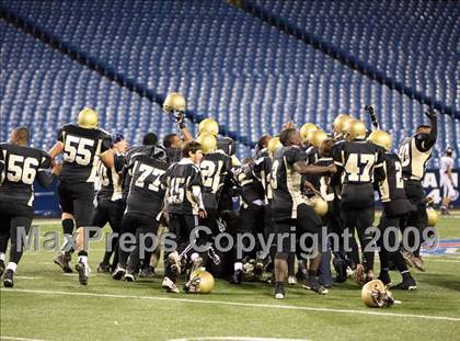Thumbnail 2 in St. Mary's vs. Cardinal O'Hara (Monsignor Martin A Championship) photogallery.