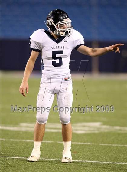 Thumbnail 1 in St. Mary's vs. Cardinal O'Hara (Monsignor Martin A Championship) photogallery.
