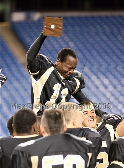Thumbnail 3 in St. Mary's vs. Cardinal O'Hara (Monsignor Martin A Championship) photogallery.
