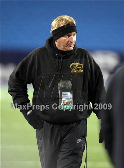 Thumbnail 2 in St. Mary's vs. Cardinal O'Hara (Monsignor Martin A Championship) photogallery.