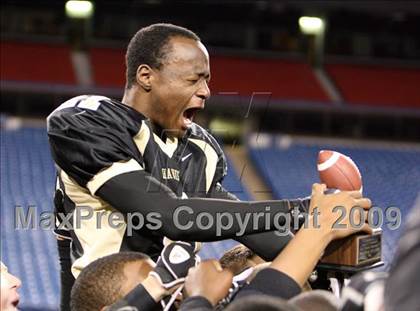 Thumbnail 3 in St. Mary's vs. Cardinal O'Hara (Monsignor Martin A Championship) photogallery.