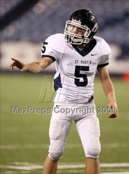 Thumbnail 2 in St. Mary's vs. Cardinal O'Hara (Monsignor Martin A Championship) photogallery.