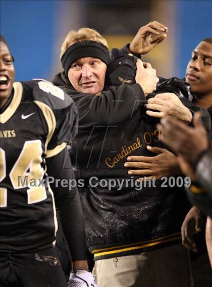 Thumbnail 1 in St. Mary's vs. Cardinal O'Hara (Monsignor Martin A Championship) photogallery.