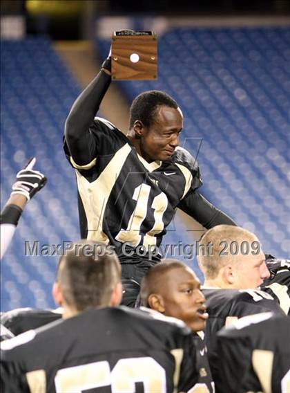 Thumbnail 1 in St. Mary's vs. Cardinal O'Hara (Monsignor Martin A Championship) photogallery.