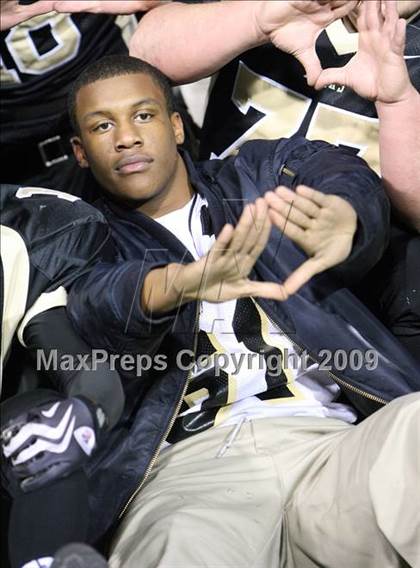 Thumbnail 1 in St. Mary's vs. Cardinal O'Hara (Monsignor Martin A Championship) photogallery.