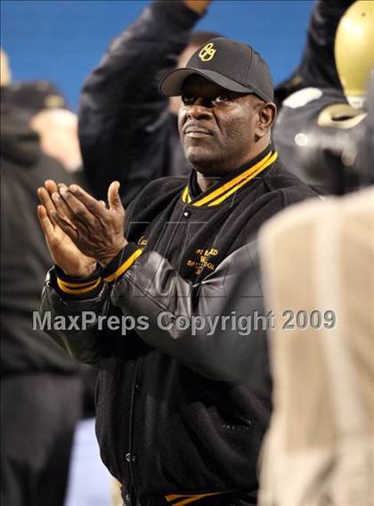 Thumbnail 3 in St. Mary's vs. Cardinal O'Hara (Monsignor Martin A Championship) photogallery.