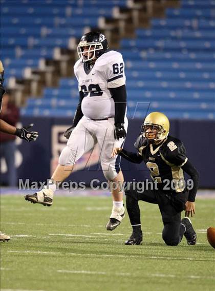 Thumbnail 2 in St. Mary's vs. Cardinal O'Hara (Monsignor Martin A Championship) photogallery.