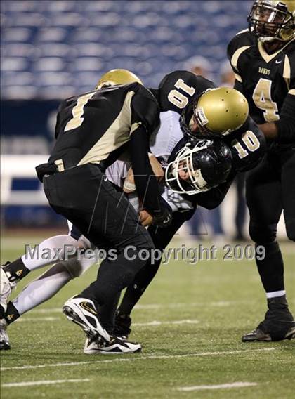 Thumbnail 1 in St. Mary's vs. Cardinal O'Hara (Monsignor Martin A Championship) photogallery.