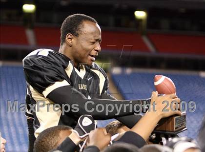 Thumbnail 2 in St. Mary's vs. Cardinal O'Hara (Monsignor Martin A Championship) photogallery.