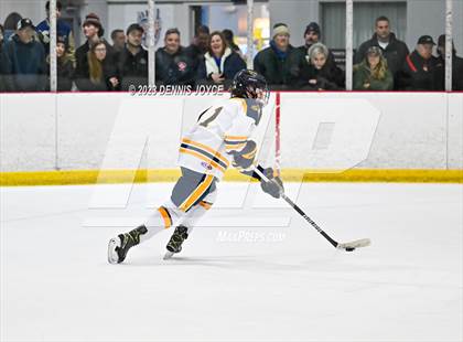 Thumbnail 3 in Batavia Notre Dame at Victor (NYSPHAA Section V Class A Semifinals) photogallery.