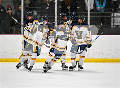 Thumbnail 2 in Batavia Notre Dame at Victor (NYSPHAA Section V Class A Semifinals) photogallery.