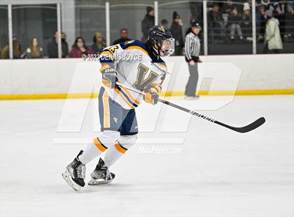 Thumbnail 2 in Batavia Notre Dame at Victor (NYSPHAA Section V Class A Semifinals) photogallery.