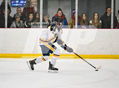 Thumbnail 3 in Batavia Notre Dame at Victor (NYSPHAA Section V Class A Semifinals) photogallery.