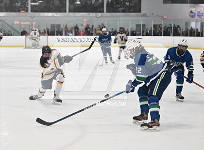 Thumbnail 2 in Batavia Notre Dame at Victor (NYSPHAA Section V Class A Semifinals) photogallery.