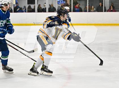 Thumbnail 2 in Batavia Notre Dame at Victor (NYSPHAA Section V Class A Semifinals) photogallery.