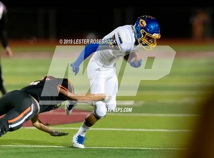 Thumbnail 1 in Comfort vs Schulenburg (UIL Bi-District Playoffs) photogallery.
