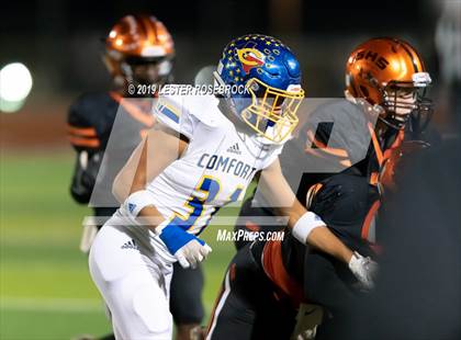 Thumbnail 1 in Comfort vs Schulenburg (UIL Bi-District Playoffs) photogallery.
