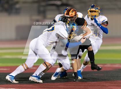 Thumbnail 2 in Comfort vs Schulenburg (UIL Bi-District Playoffs) photogallery.
