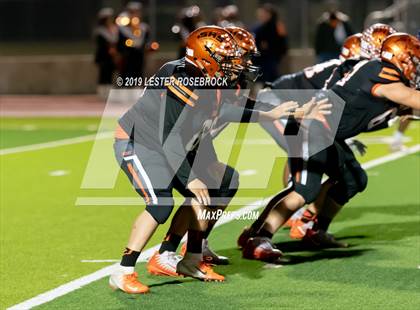 Thumbnail 2 in Comfort vs Schulenburg (UIL Bi-District Playoffs) photogallery.