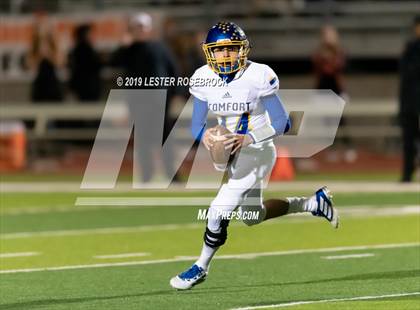 Thumbnail 3 in Comfort vs Schulenburg (UIL Bi-District Playoffs) photogallery.