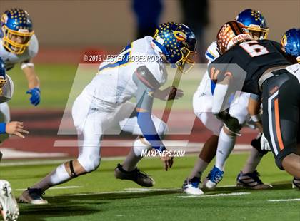 Thumbnail 3 in Comfort vs Schulenburg (UIL Bi-District Playoffs) photogallery.