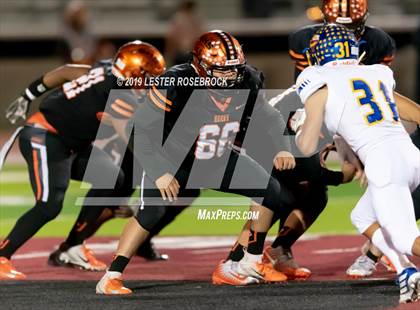 Thumbnail 1 in Comfort vs Schulenburg (UIL Bi-District Playoffs) photogallery.