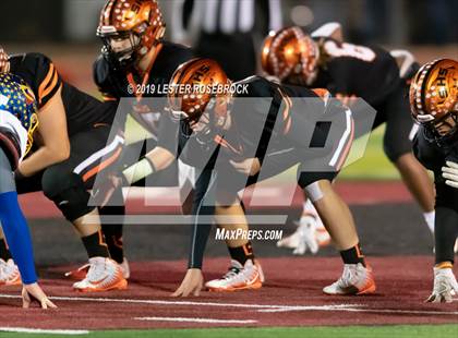 Thumbnail 3 in Comfort vs Schulenburg (UIL Bi-District Playoffs) photogallery.