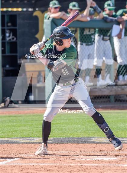 Thumbnail 3 in Summit vs Basha (Coach Bob Invitational) photogallery.