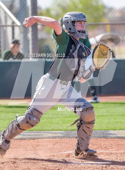 Thumbnail 2 in Summit vs Basha (Coach Bob Invitational) photogallery.
