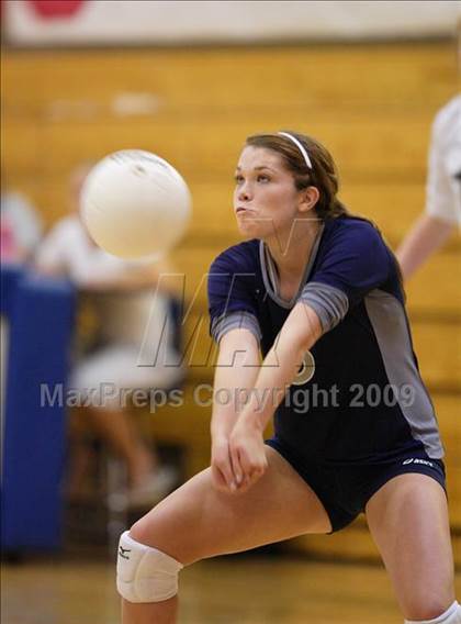 Thumbnail 2 in Horizon vs. Columbine (Cherry Creek Classic) photogallery.