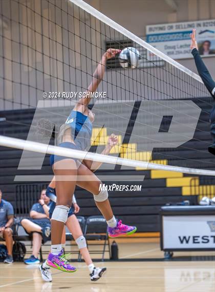Thumbnail 3 in Vista Murrieta @ Westview photogallery.