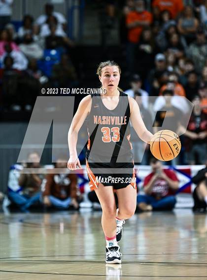 Thumbnail 1 in Farmington vs. Nashville (AAA 4A State Final) photogallery.