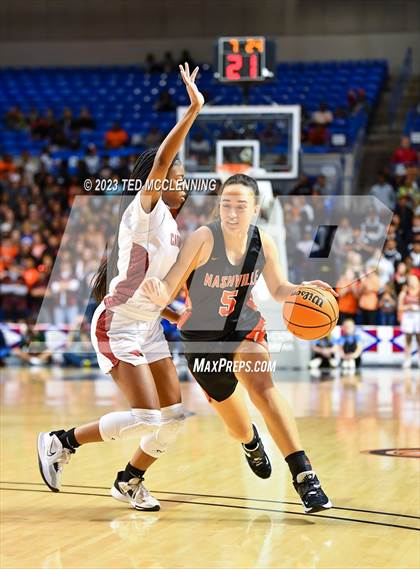 Thumbnail 3 in Farmington vs. Nashville (AAA 4A State Final) photogallery.