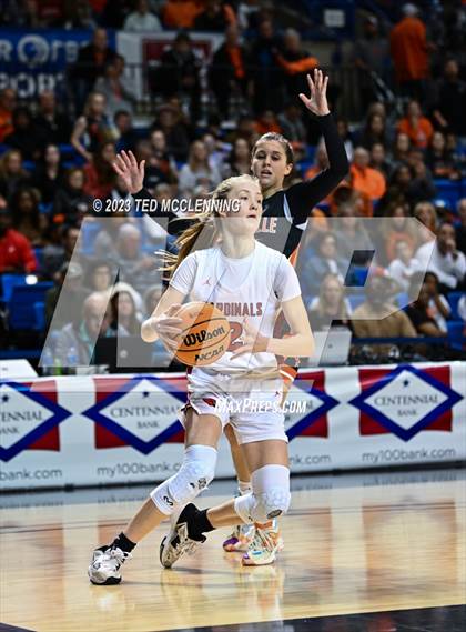 Thumbnail 3 in Farmington vs. Nashville (AAA 4A State Final) photogallery.