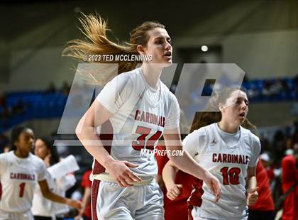 Thumbnail 1 in Farmington vs. Nashville (AAA 4A State Final) photogallery.