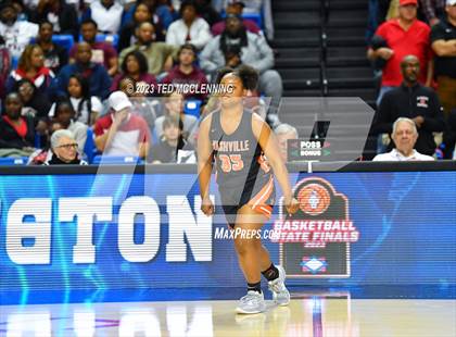 Thumbnail 1 in Farmington vs. Nashville (AAA 4A State Final) photogallery.