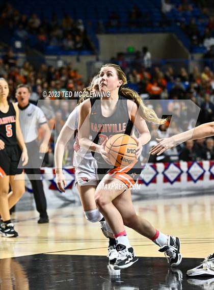 Thumbnail 1 in Farmington vs. Nashville (AAA 4A State Final) photogallery.