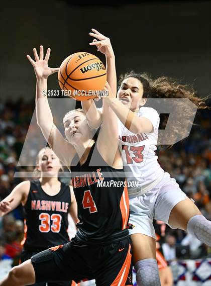 Thumbnail 1 in Farmington vs. Nashville (AAA 4A State Final) photogallery.