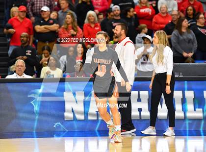 Thumbnail 1 in Farmington vs. Nashville (AAA 4A State Final) photogallery.