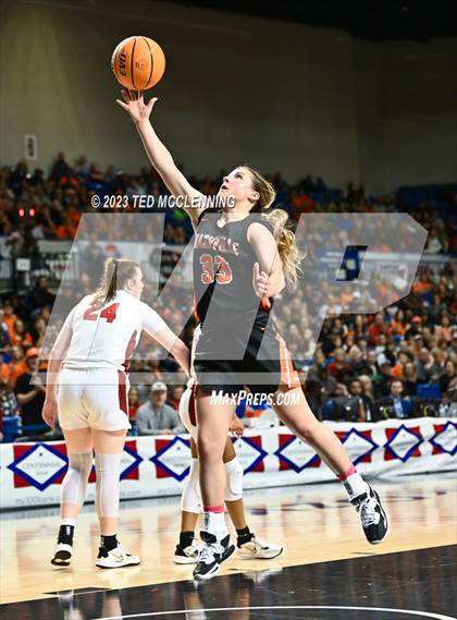 Thumbnail 3 in Farmington vs. Nashville (AAA 4A State Final) photogallery.