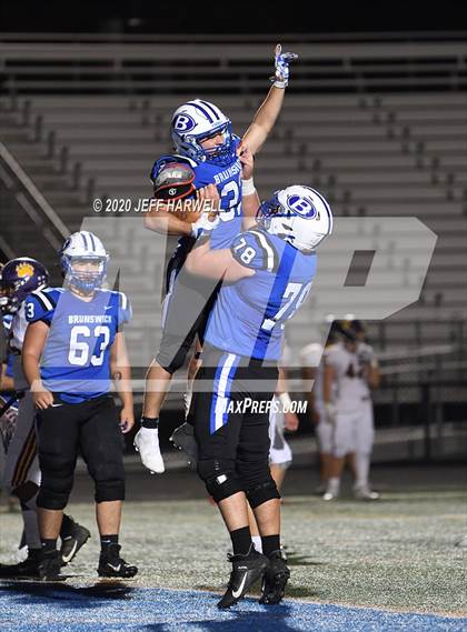 Thumbnail 2 in Jackson @ Brunswick (OHSAA D1 First Round) photogallery.